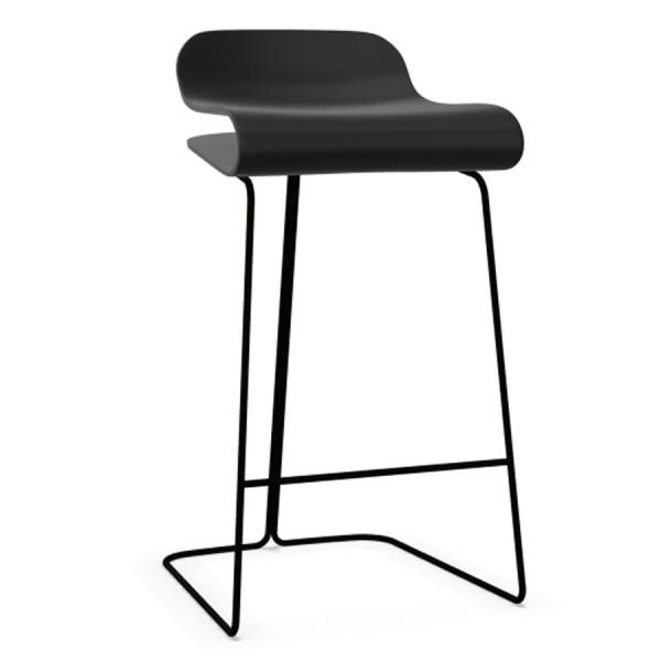 Kristalia BCN Barhocker mit Kufengestell schwarz - Höhe 66 cm