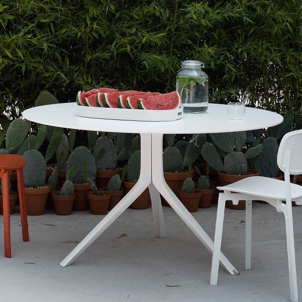 Kristalia Oops I Did It Again | Tisch rund | Outdoor | Konfigurator