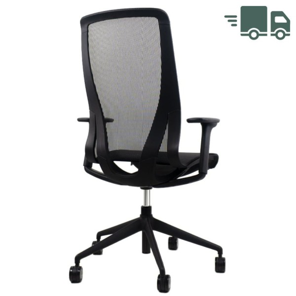 narbutas D-Chair schwarz mit 4D Armlehnen