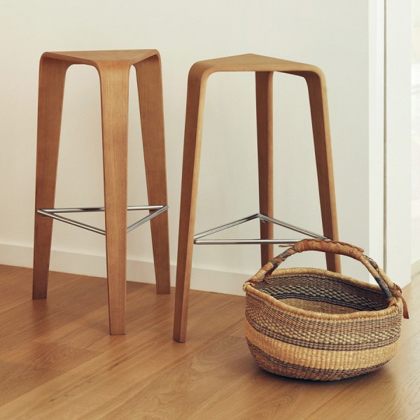 Arper Ply Barhocker Höhe 76 cm in Eiche natur